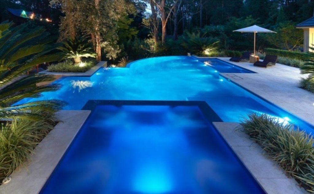 Aqua Premier Pool Services LLC