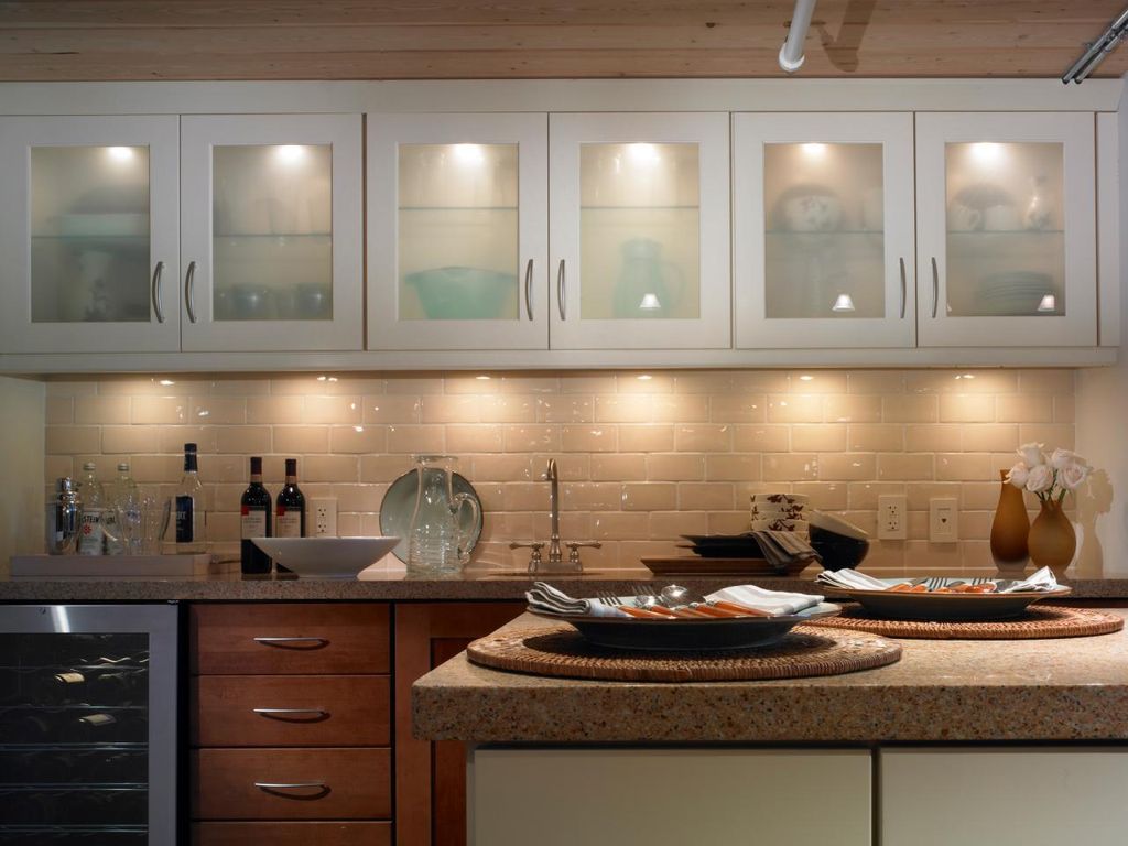 Cabinet Lighthing