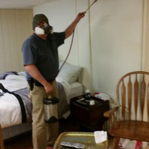 We are Exterminators with big experience in bedbug