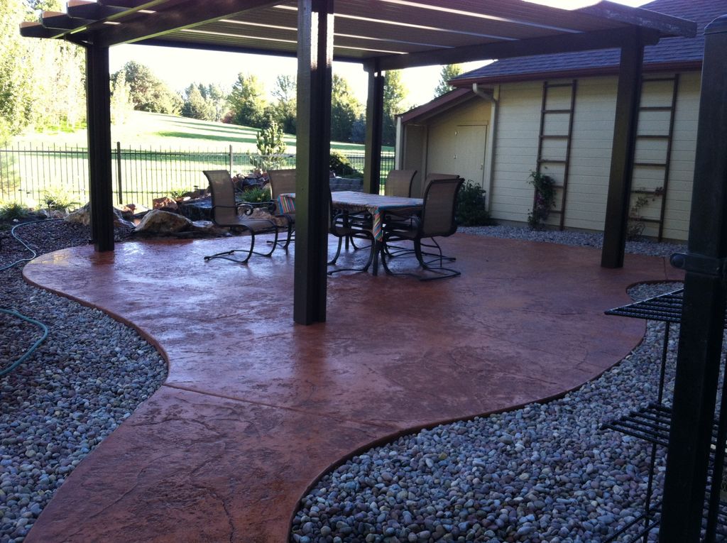 Tanie H. Rough stone texture-
Color  (Salmon)- Ter