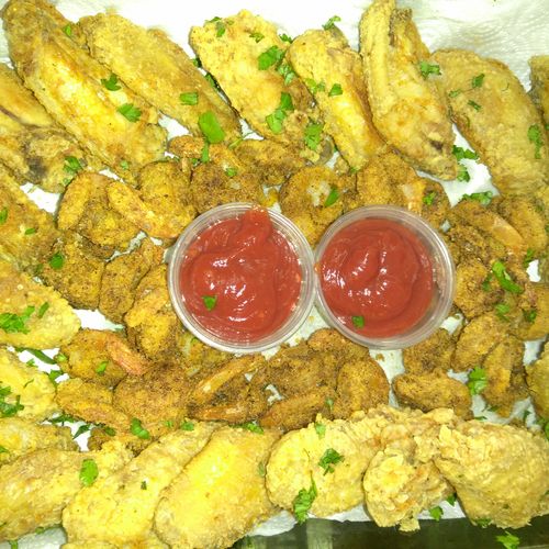 Fried Party Wings and Fried Shrimp Served w/Cockta