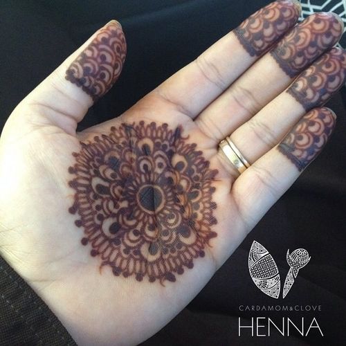Fresh, organic henna lends a beautiful stain.