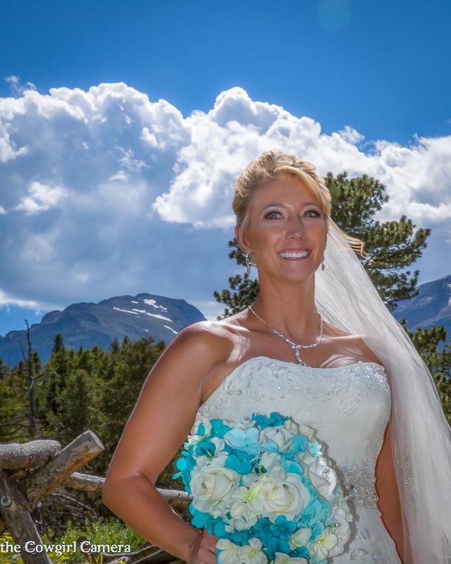 Beautiful Bride in Rocky Mountain Nation Park
