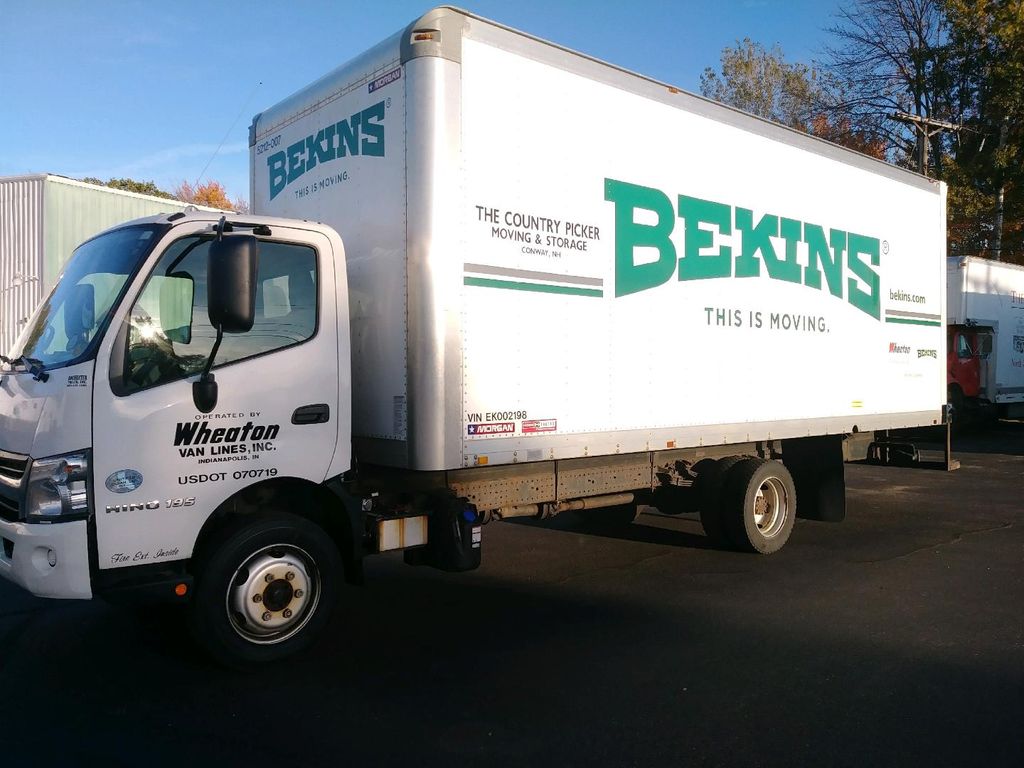 Tight spots are no problem for this truck. 