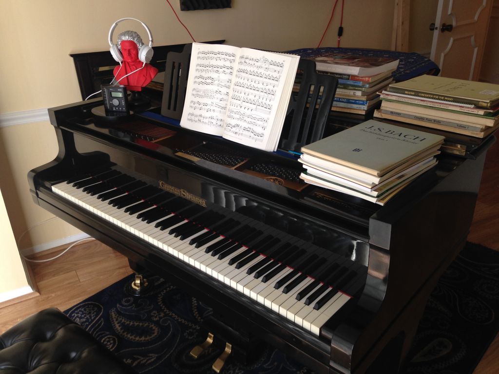 Studio Grand Piano: Grotrian-Steinweg