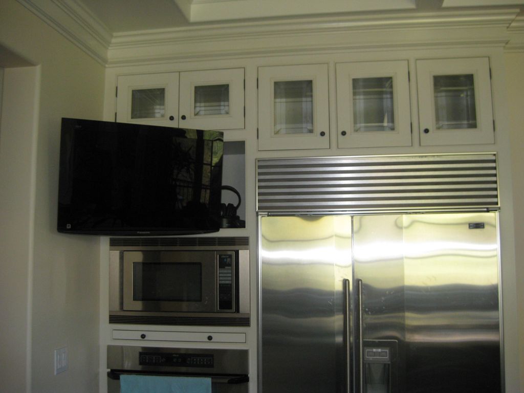 Articulating Mount - Cabinet Mount