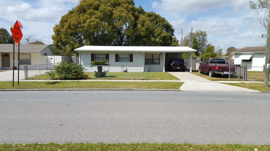 Low slope roof with single-ply roof system install