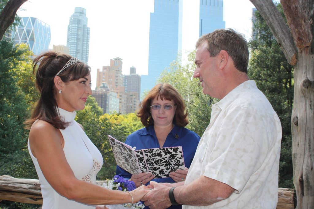 NYC Vow Renew, Cop Cot Central Park