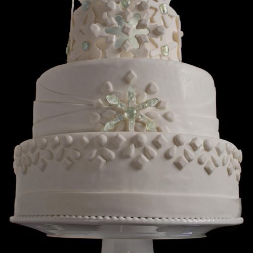 Memories of Snow Winter Wedding Cake