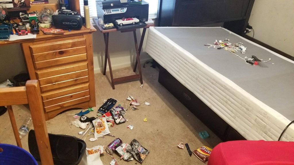 Bedroom before a 2 hour cleaning 