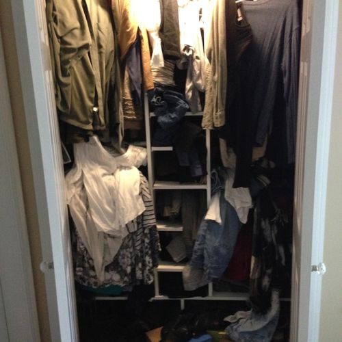 Open the closet  to choose what to wear - so diffi