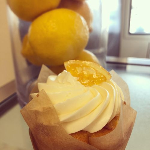 Lemon lemon cupcake 