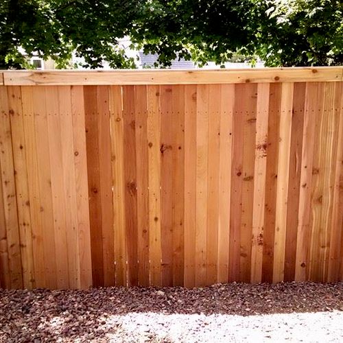 6' Cedar Solid Privacy Fence w/Decorative 3" Board
