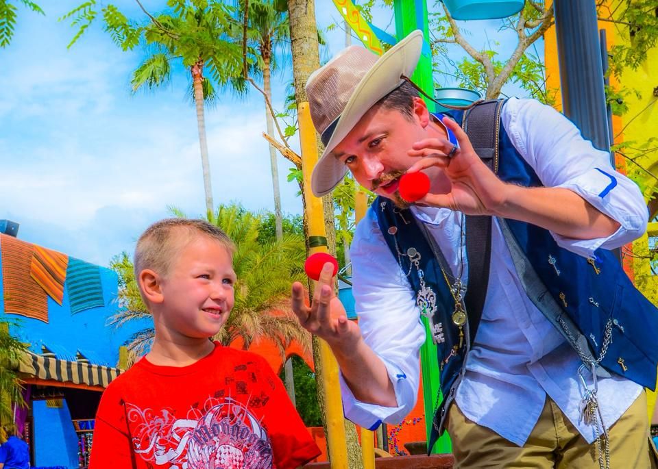 Inspiring! Inspire wonder. Frank Davis brings magi