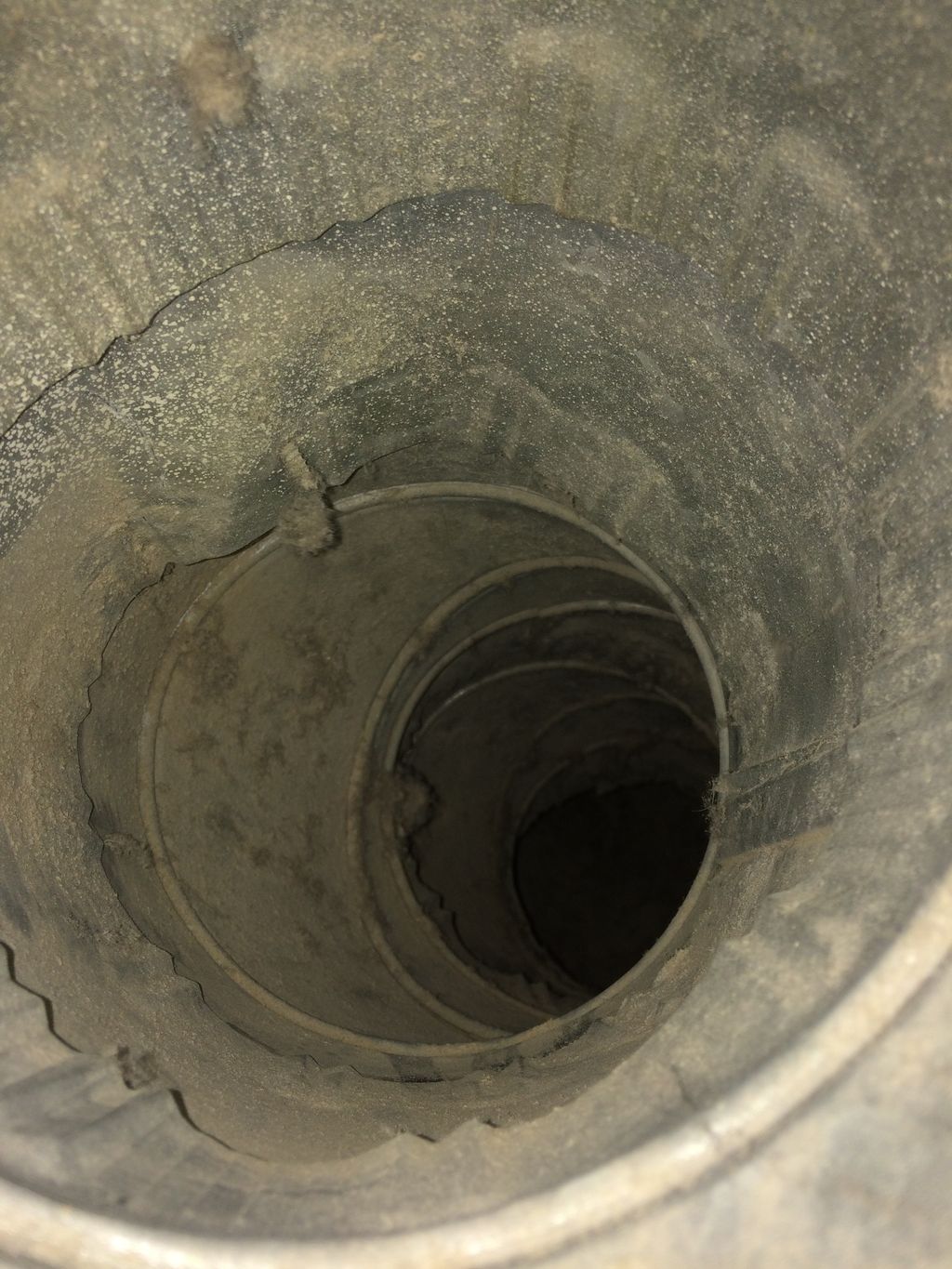 Duct before cleaning