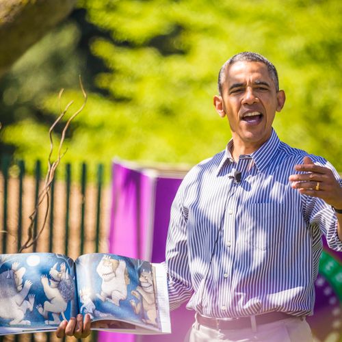 Obama reading book to kids on Easter