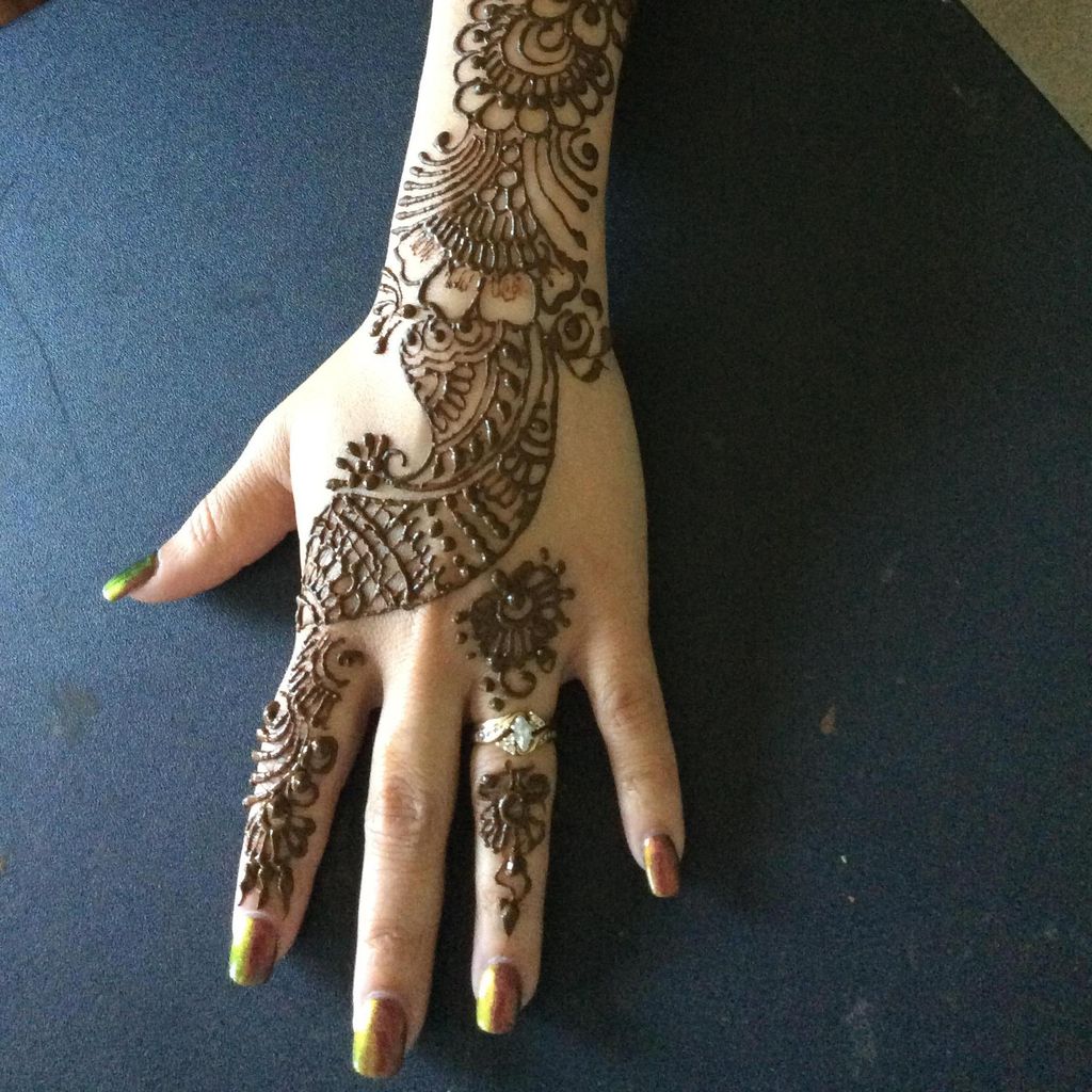 Henna by Priti
