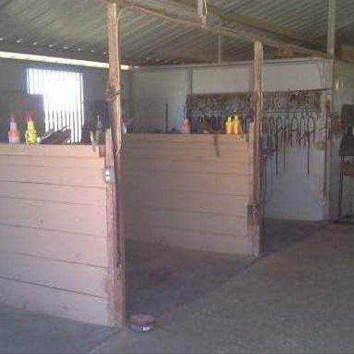 Grooming area in our training barn