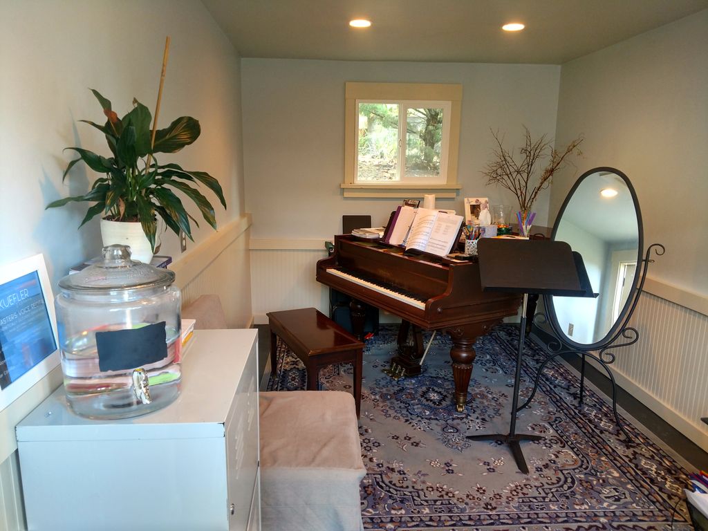 Freshly Renovated Studio Interior