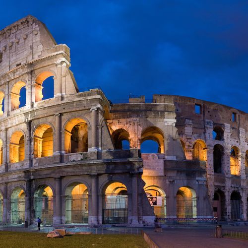 Admire ancient ruins in Italy