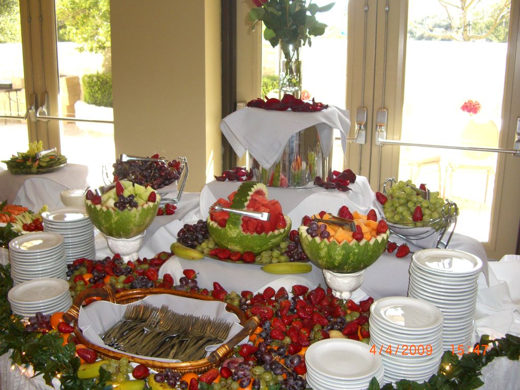 Unlimited Fruit Display for only $0.99 per person 