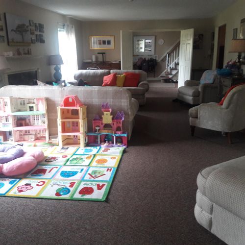 Living room family of 7 children after clean