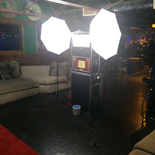 Our open-air photo booth with professional lightin