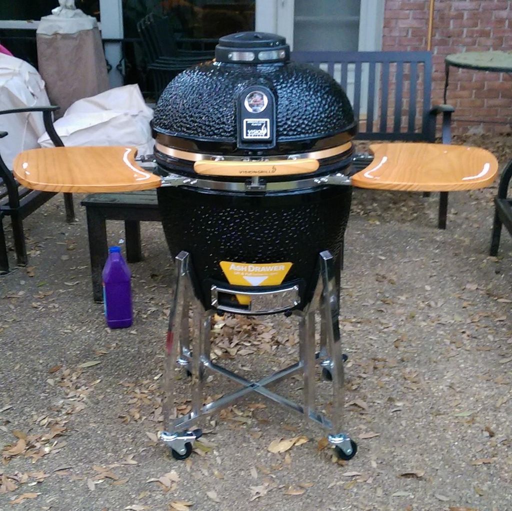 Kamado Grill