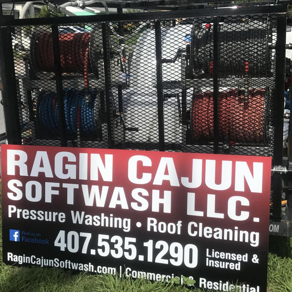 Ragin Cajun SoftWash LLC