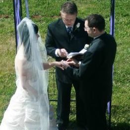 Beautiful Outdoor Wedding at families country home