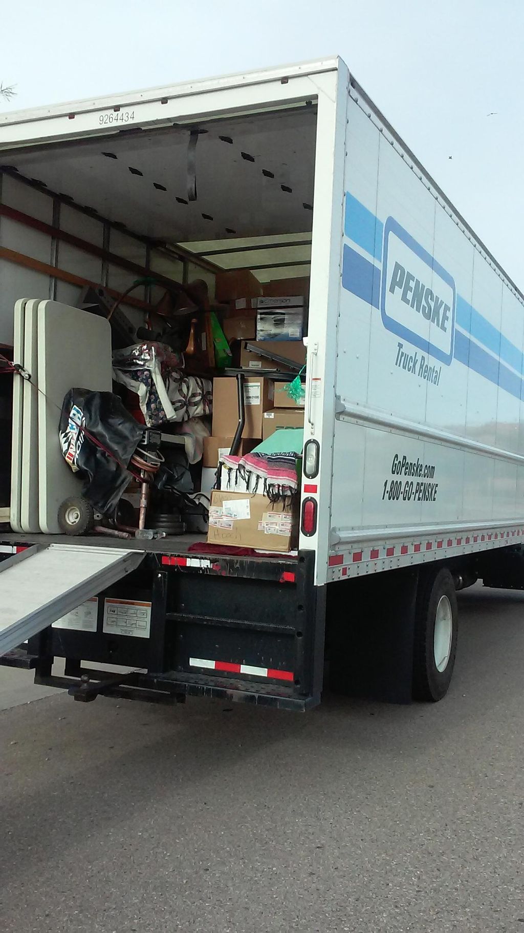 Fully packed 26ft penske