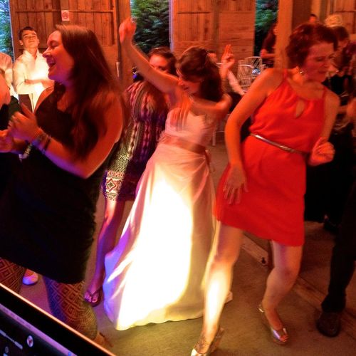 Bridesmaid dance party!