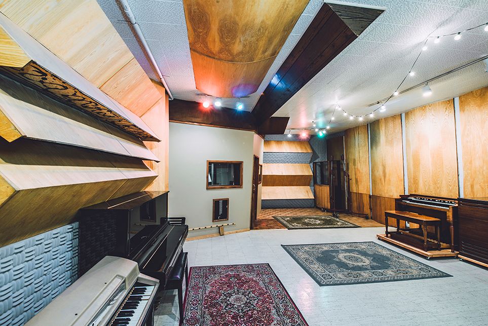 Live room
