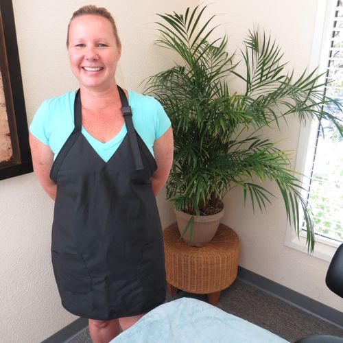 Jennifer Wood, Certified Massage Therapist, Aesthe