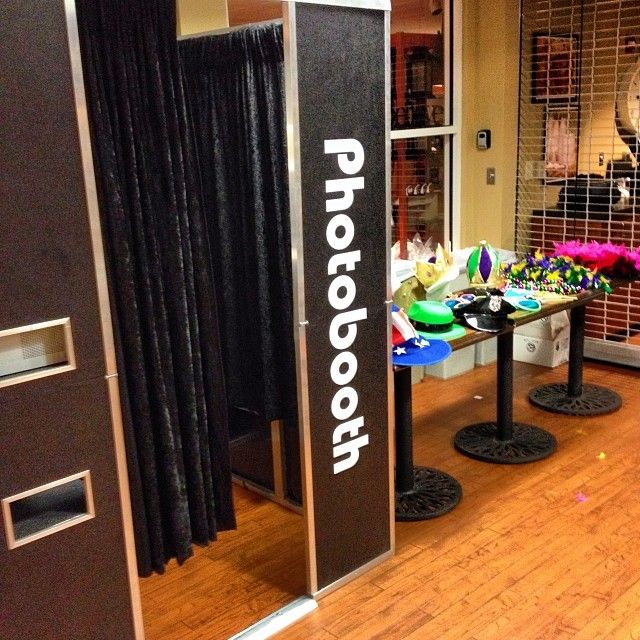 Full Service Photobooth