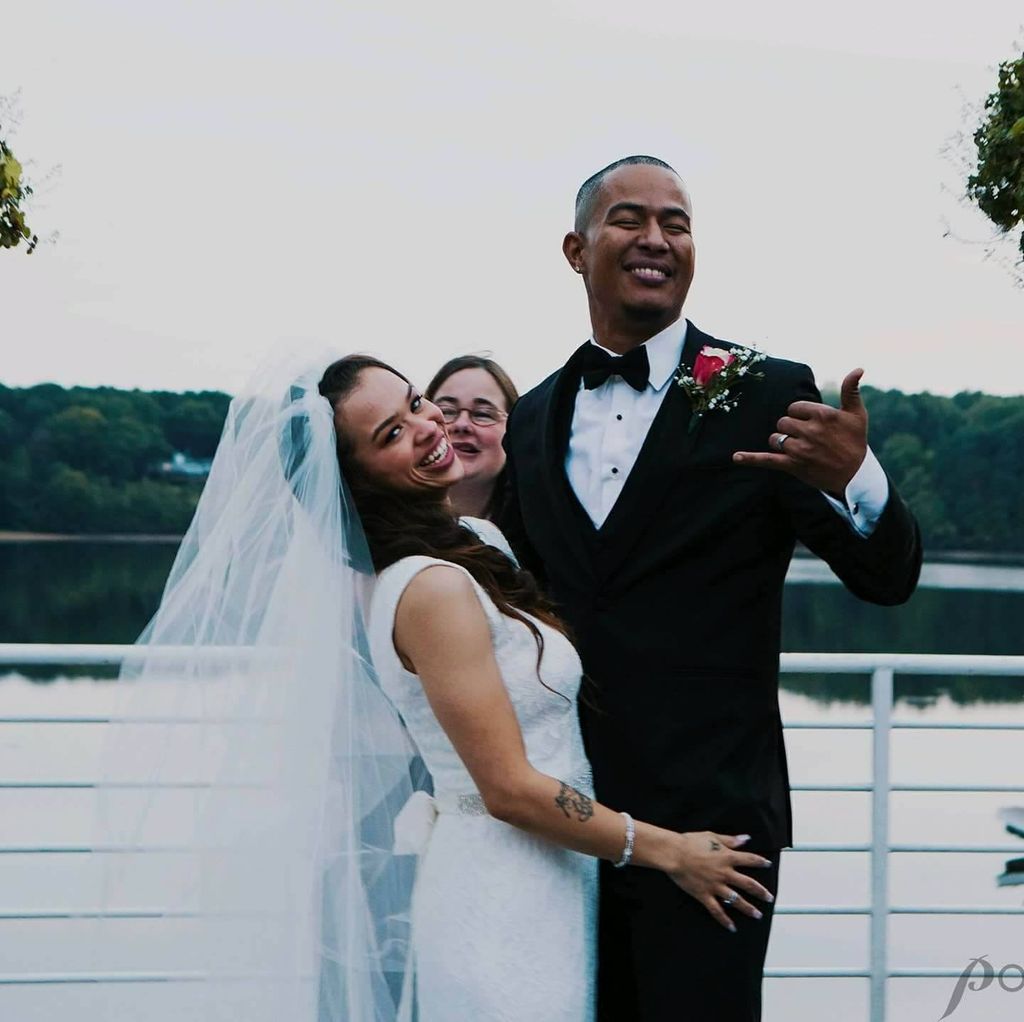 Lovely Lake Wedding!!