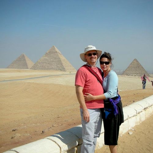 Rebecca and Evan at Giza