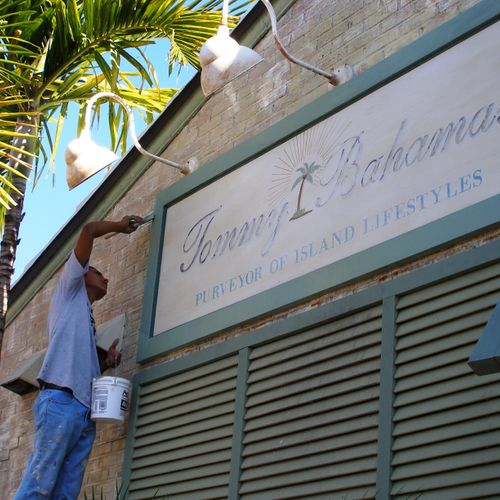 Tommy Bahamas Exterior Painting