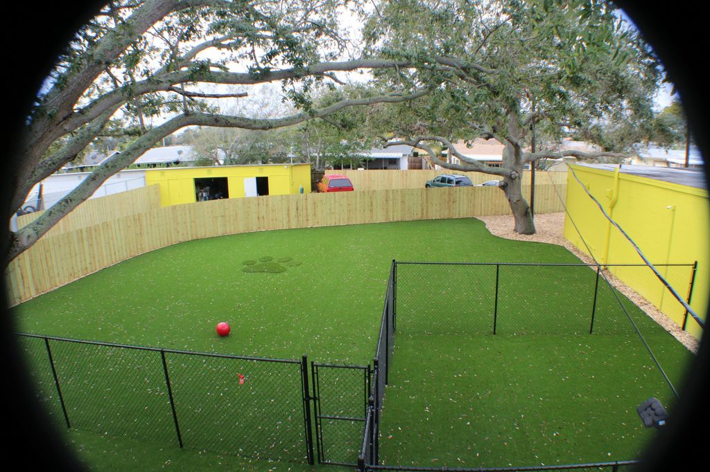 Shady Oaks Play Yard