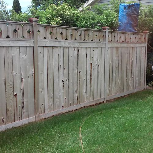 Before Cleaning
3 Year Old Weathered Fence