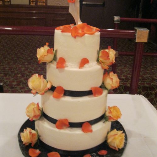 Custom Hand Made Hand Crafted Wedding Cakes