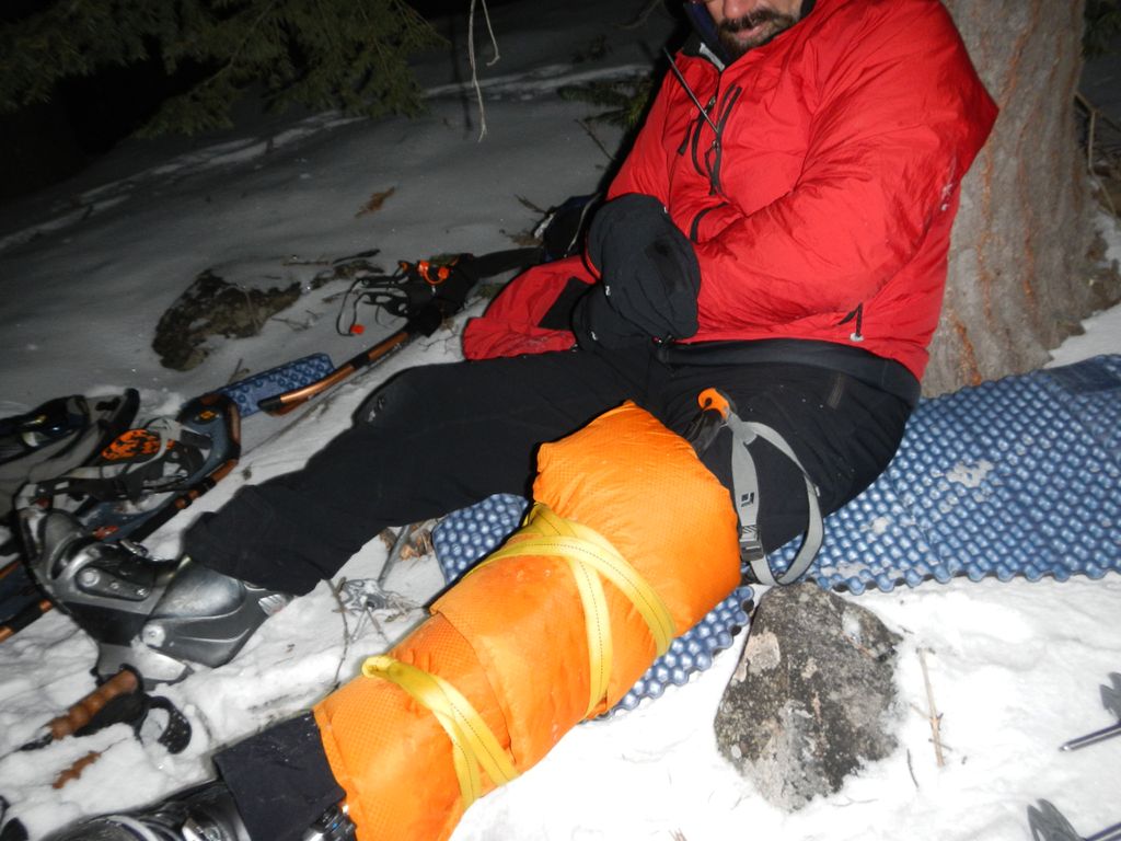 Splinting a broken leg in the snow