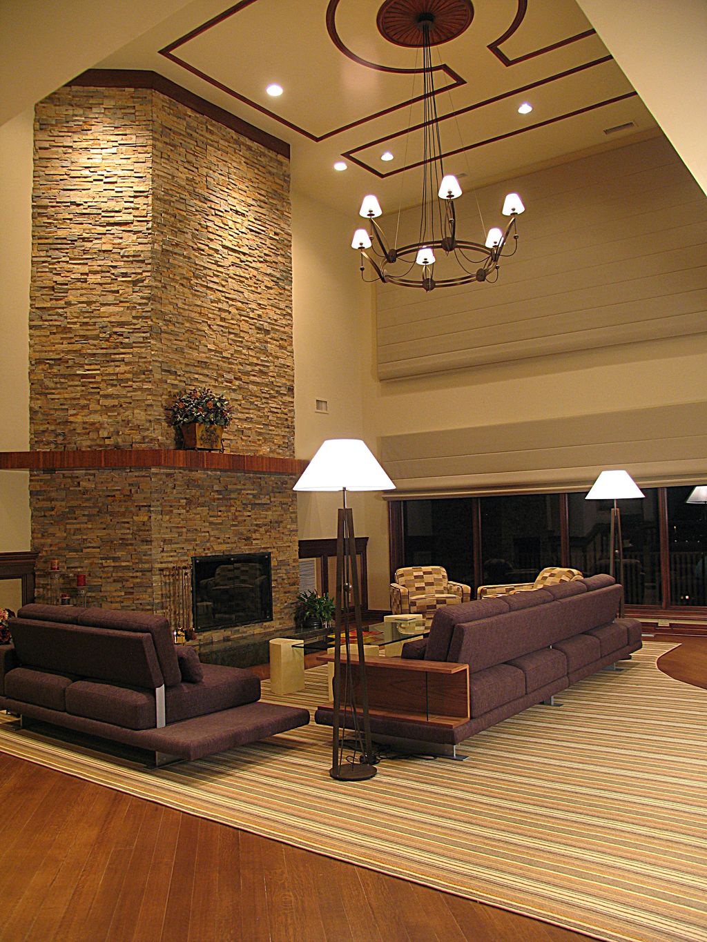 This is the AFTER PHOTO of Beach home.... Features