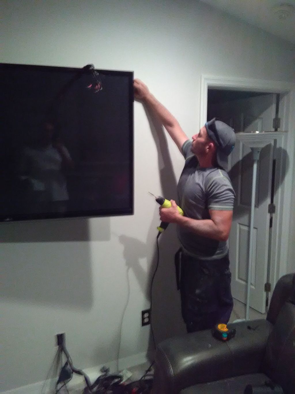 Flat Screen TV Installation