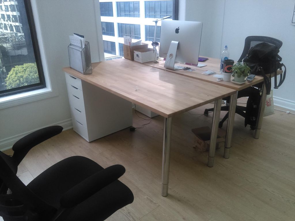 Gerton desktop with legs, Alex file cabinet