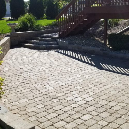 Pavers walls and stairs installed for a beautiful 