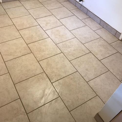 Small kitchen remodel I did new tile floor 