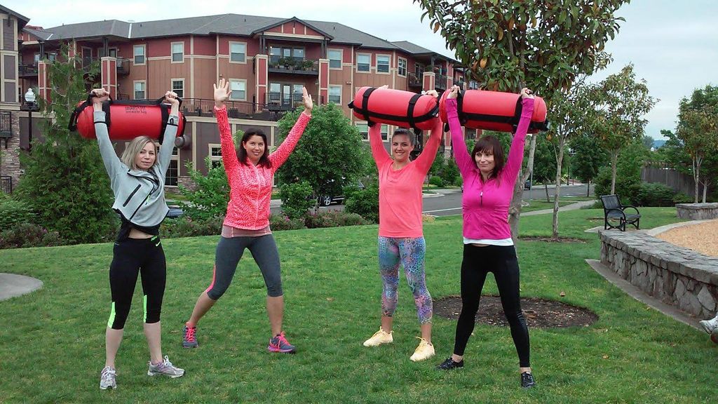 Outdoors bootcamps with water filled bags: patent 