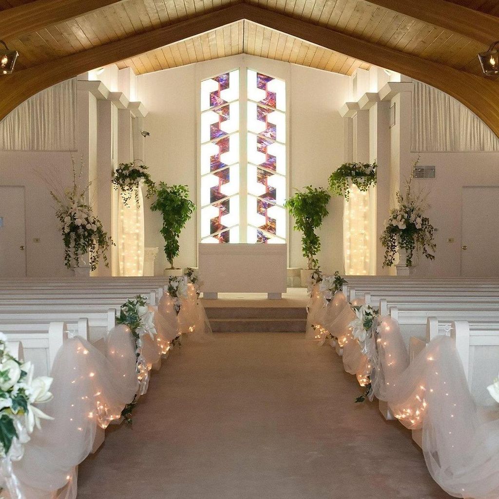 Glen Gables Wedding Chapel and Banquet Hall