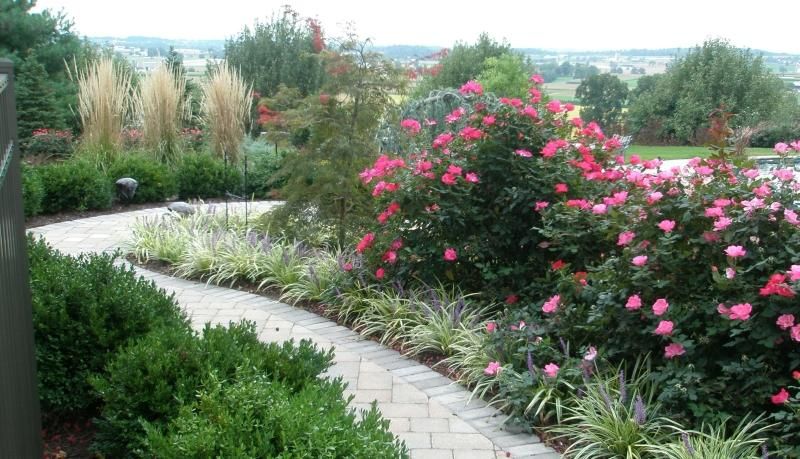 Let our designers integrate hardscaping and landsc